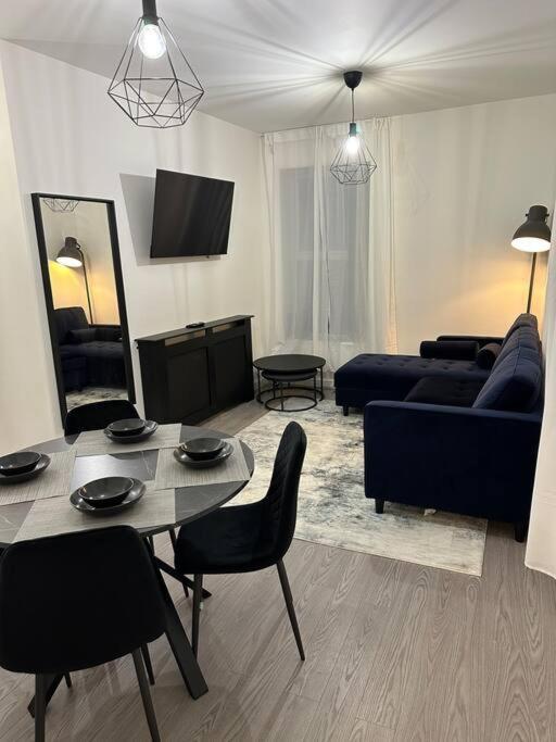 Modern Apartment, 1Km From City! ニューカッスル・アポン・タイン エクステリア 写真